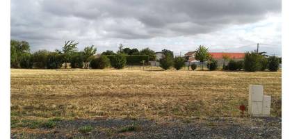 Terrain à Thouars en Deux-Sèvres (79) de 496 m² à vendre au prix de 17360€