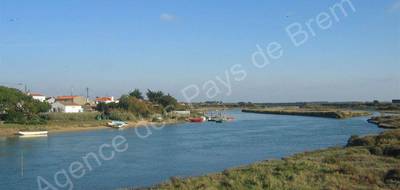 Terrain à Brem-sur-Mer en Vendée (85) de 300 m² à vendre au prix de 99000€ - 2