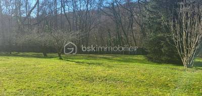 Terrain à Sainte-Colombe-en-Bruilhois en Lot-et-Garonne (47) de 2358 m² à vendre au prix de 85000€ - 2