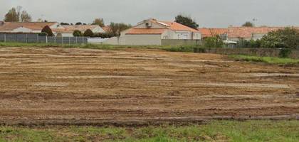 Terrain à Brem-sur-Mer en Vendée (85) de 240 m² à vendre au prix de 81000€