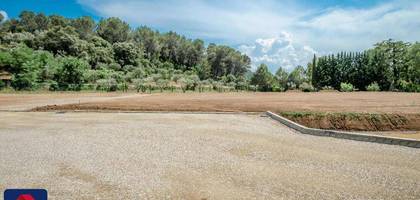 Terrain à Corneilhan en Hérault (34) de 403 m² à vendre au prix de 116000€