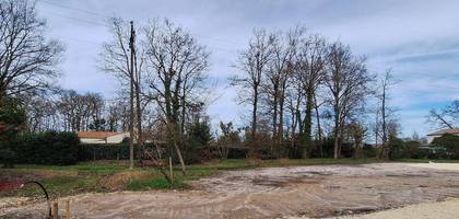Terrain à Breuillet en Charente-Maritime (17) de 451 m² à vendre au prix de 159000€