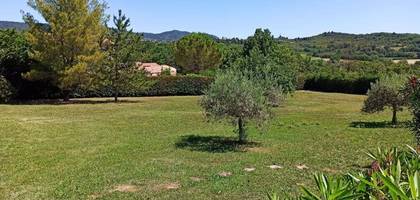 Terrain à Pierrevert en Alpes-de-Haute-Provence (04) de 550 m² à vendre au prix de 155000€