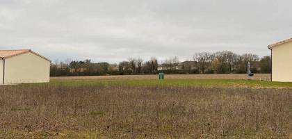Terrain à Tourriers en Charente (16) de 738 m² à vendre au prix de 39000€