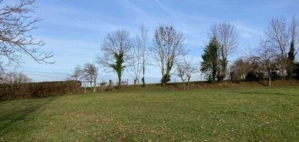 Terrain à Ladignac-sur-Rondelles en Corrèze (19) de 1702 m² à vendre au prix de 32500€