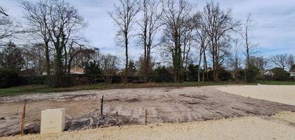 Terrain à Breuillet en Charente-Maritime (17) de 451 m² à vendre au prix de 159000€