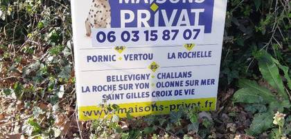 Terrain à La Roche-sur-Yon en Vendée (85) de 301 m² à vendre au prix de 49599€