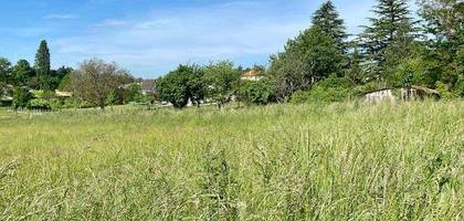 Terrain à Mensignac en Dordogne (24) de 802 m² à vendre au prix de 35000€