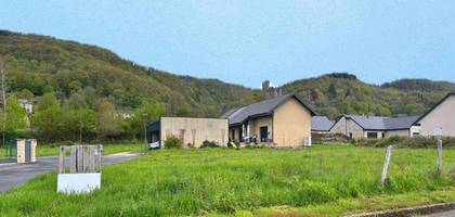 Terrain à Polminhac en Cantal (15) de 763 m² à vendre au prix de 35000€