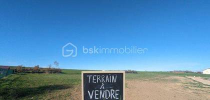 Terrain à Saint-Hilaire-la-Croix en Puy-de-Dôme (63) de 983 m² à vendre au prix de 38000€