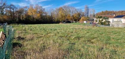 Terrain à Castéra-Lou en Hautes-Pyrénées (65) de 2400 m² à vendre au prix de 49950€