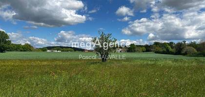 Terrain à Tocane-Saint-Apre en Dordogne (24) de 2850 m² à vendre au prix de 42500€