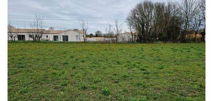 Terrain à Granzay-Gript en Deux-Sèvres (79) de 430 m² à vendre au prix de 27838€
