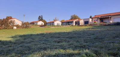Terrain à Aurillac en Cantal (15) de 727 m² à vendre au prix de 32650€ - 1