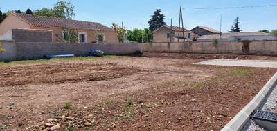 Terrain et maison à Sénas en Bouches-du-Rhône (13) de 110 m² à vendre au prix de 350000€ - 3