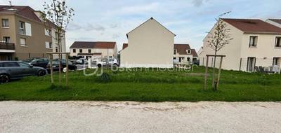 Terrain à Le Plessis-Belleville en Oise (60) de 251 m² à vendre au prix de 171000€ - 2