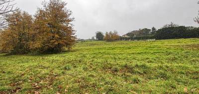 Terrain à Mazeyrolles en Dordogne (24) de 4500 m² à vendre au prix de 39000€ - 1