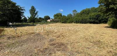 Terrain à Marsais en Charente-Maritime (17) de 1199 m² à vendre au prix de 35000€ - 4