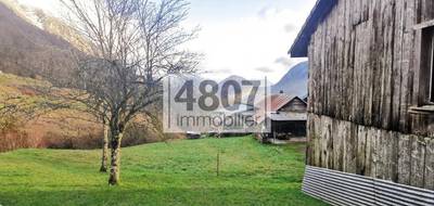 Terrain à Mieussy en Haute-Savoie (74) de 719 m² à vendre au prix de 165000€ - 2