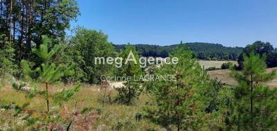 Terrain à Trélissac en Dordogne (24) de 1640 m² à vendre au prix de 75000€ - 2