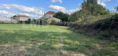 Terrain à Villeneuve-la-Comtesse en Charente-Maritime (17) de 3000 m² à vendre au prix de 35000€ - 2