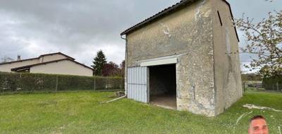 Terrain à Aigre en Charente (16) de 2500 m² à vendre au prix de 64900€ - 2