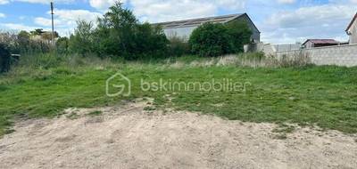 Terrain à Montdidier en Somme (80) de 784 m² à vendre au prix de 28000€ - 2