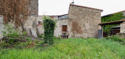 Terrain à Chauriat en Puy-de-Dôme (63) de 630 m² à vendre au prix de 64000€ - 2