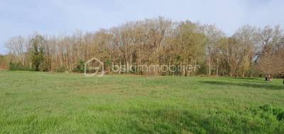 Terrain à Charbuy en Yonne (89) de 2600 m² à vendre au prix de 45000€ - 2