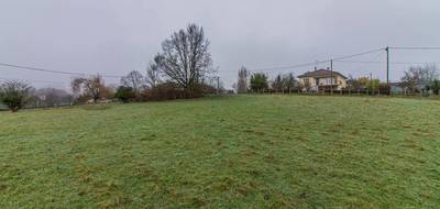 Terrain à Thiviers en Dordogne (24) de 2500 m² à vendre au prix de 40500€ - 1