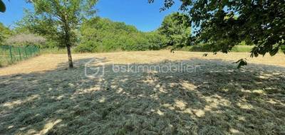 Terrain à Marsais en Charente-Maritime (17) de 1199 m² à vendre au prix de 35000€ - 1
