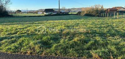 Terrain à Sauveterre-de-Béarn en Pyrénées-Atlantiques (64) de 1770 m² à vendre au prix de 44000€ - 1