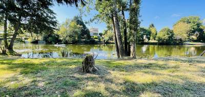 Terrain à Mareuil-sur-Lay-Dissais en Vendée (85) de 1789 m² à vendre au prix de 127800€ - 1