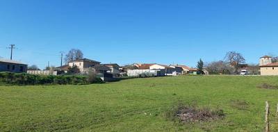 Terrain à La Rochefoucauld-en-Angoumois en Charente (16) de 3510 m² à vendre au prix de 37700€ - 2