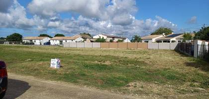 Terrain à Saujon en Charente-Maritime (17) de 1070 m² à vendre au prix de 205000€
