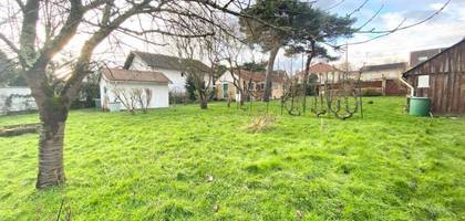 Terrain à Villecresnes en Val-de-Marne (94) de 744 m² à vendre au prix de 399000€