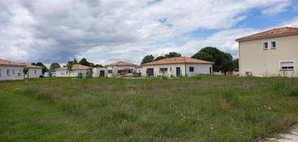 Terrain à Montbeton en Tarn-et-Garonne (82) de 670 m² à vendre au prix de 77100€