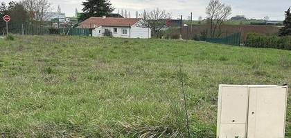 Terrain à Chantonnay en Vendée (85) de 466 m² à vendre au prix de 40000€
