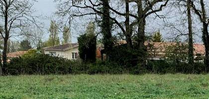 Terrain à Sainte-Foy en Vendée (85) de 296 m² à vendre au prix de 76000€