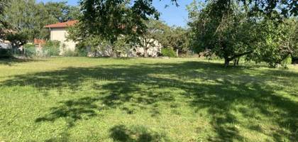 Terrain à Saint-Lys en Haute-Garonne (31) de 695 m² à vendre au prix de 139000€