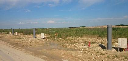 Terrain à Vulaines-sur-Seine en Seine-et-Marne (77) de 380 m² à vendre au prix de 129000€