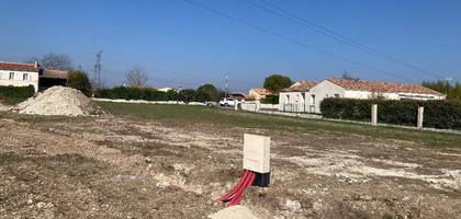 Terrain à Les Gonds en Charente-Maritime (17) de 1043 m² à vendre au prix de 59000€