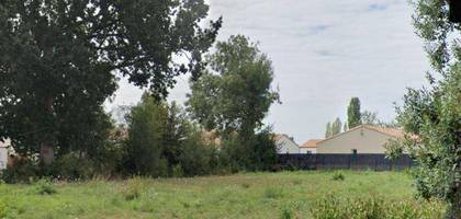 Terrain à Les Brouzils en Vendée (85) de 630 m² à vendre au prix de 88200€
