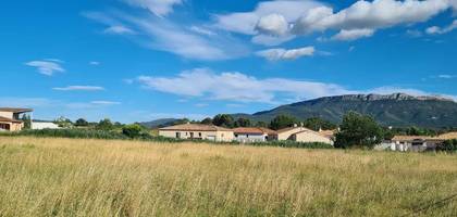 Terrain à Pourrières en Var (83) de 500 m² à vendre au prix de 195000€