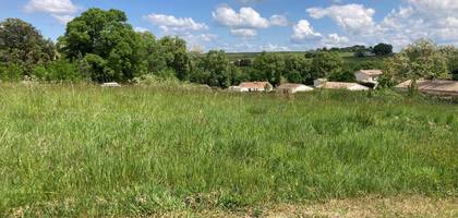 Terrain à Bourg en Gironde (33) de 616 m² à vendre au prix de 69608€