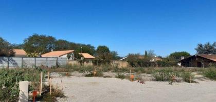 Terrain à Camblanes-et-Meynac en Gironde (33) de 700 m² à vendre au prix de 210000€