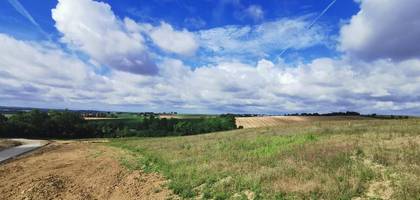 Terrain à L'Isle-Jourdain en Gers (32) de 0 m² à vendre au prix de 112900€