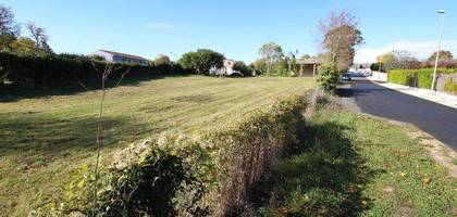Terrain à Tonnay-Boutonne en Charente-Maritime (17) de 650 m² à vendre au prix de 29000€
