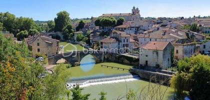 Terrain à Nérac en Lot-et-Garonne (47) de 470 m² à vendre au prix de 47300€