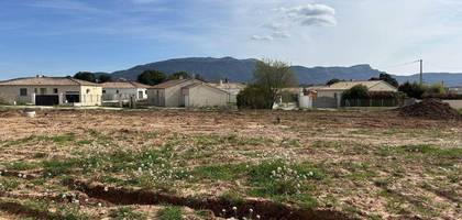 Terrain à Pourrières en Var (83) de 500 m² à vendre au prix de 220000€